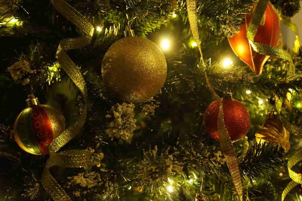 julepynt-paa-juletrae Julekalender på DR2 er afløst af en adventskalender